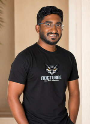 NOCTURNE Minimal Owl T-Shirt
